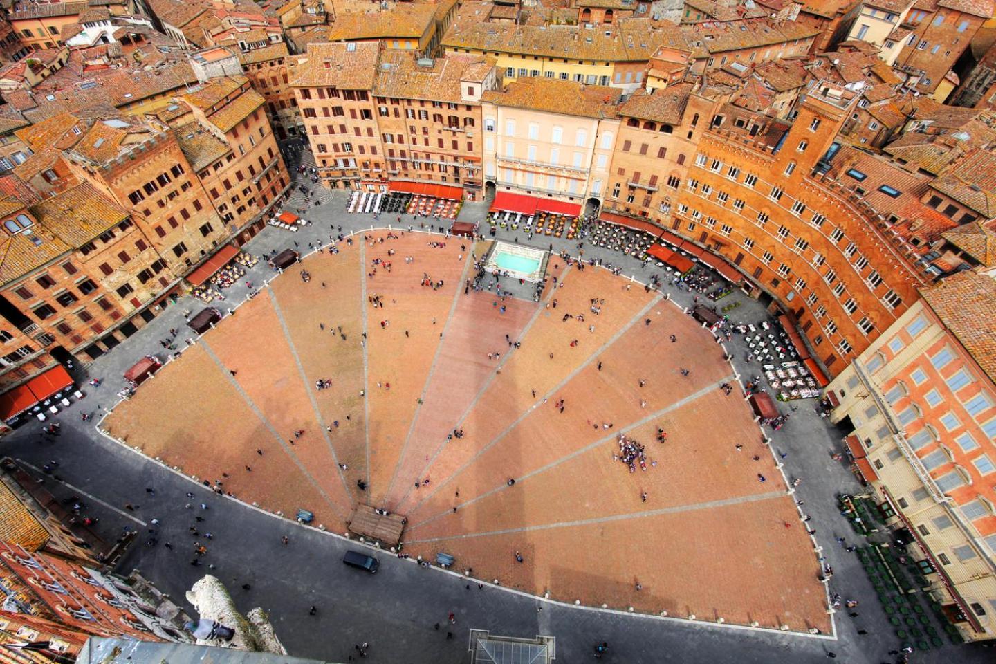 Stilmoderno Nice Apartment In Siena'S Historic Center, Just Steps From Piazza Del Campo Екстериор снимка